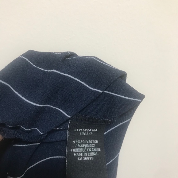 Mandee Navy Blue Striped Tie-Collar Blouse. S - Picture 12 of 12